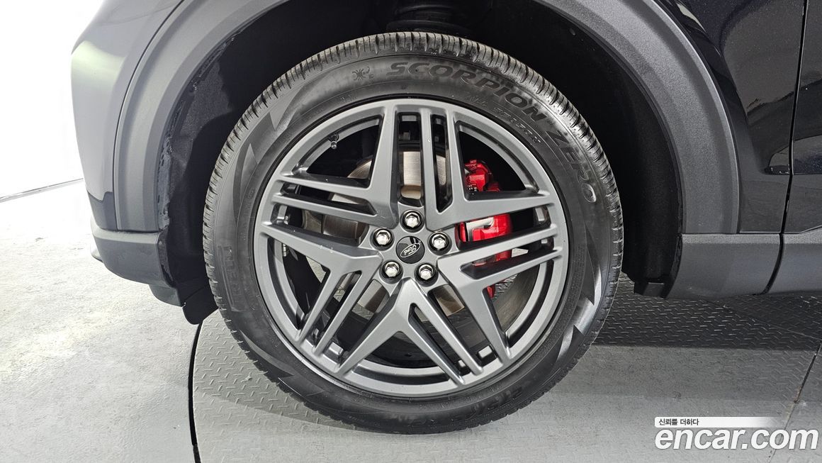 Ford Explorer 2025