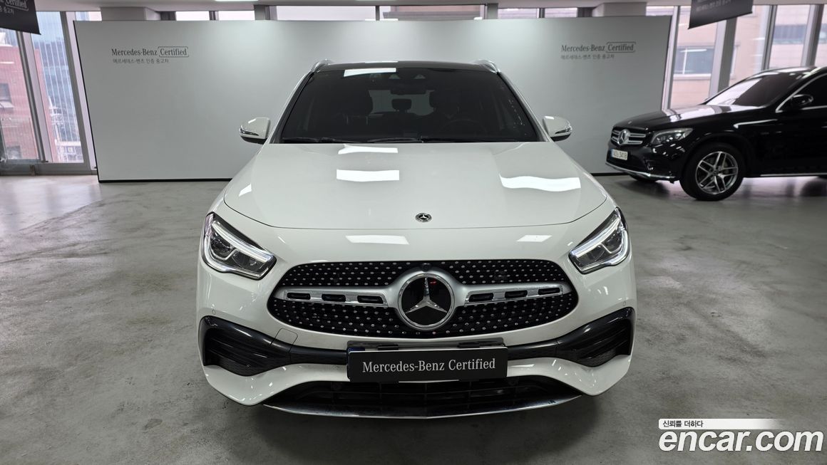 Mercedes-Benz GLA-Class 2023
