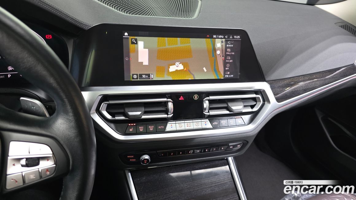 BMW 3-Series 2022