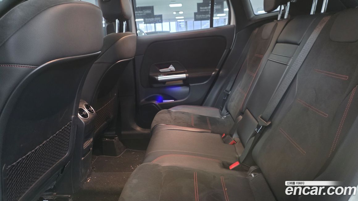 Mercedes-Benz GLA-Class 2023