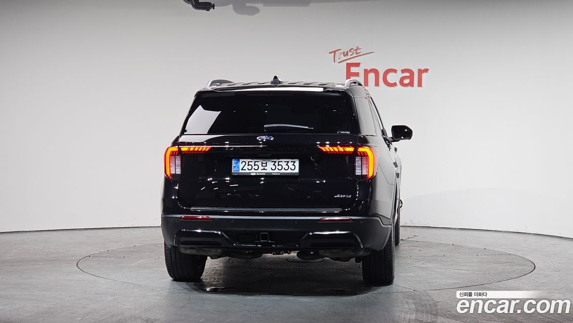 Ford Explorer 2025