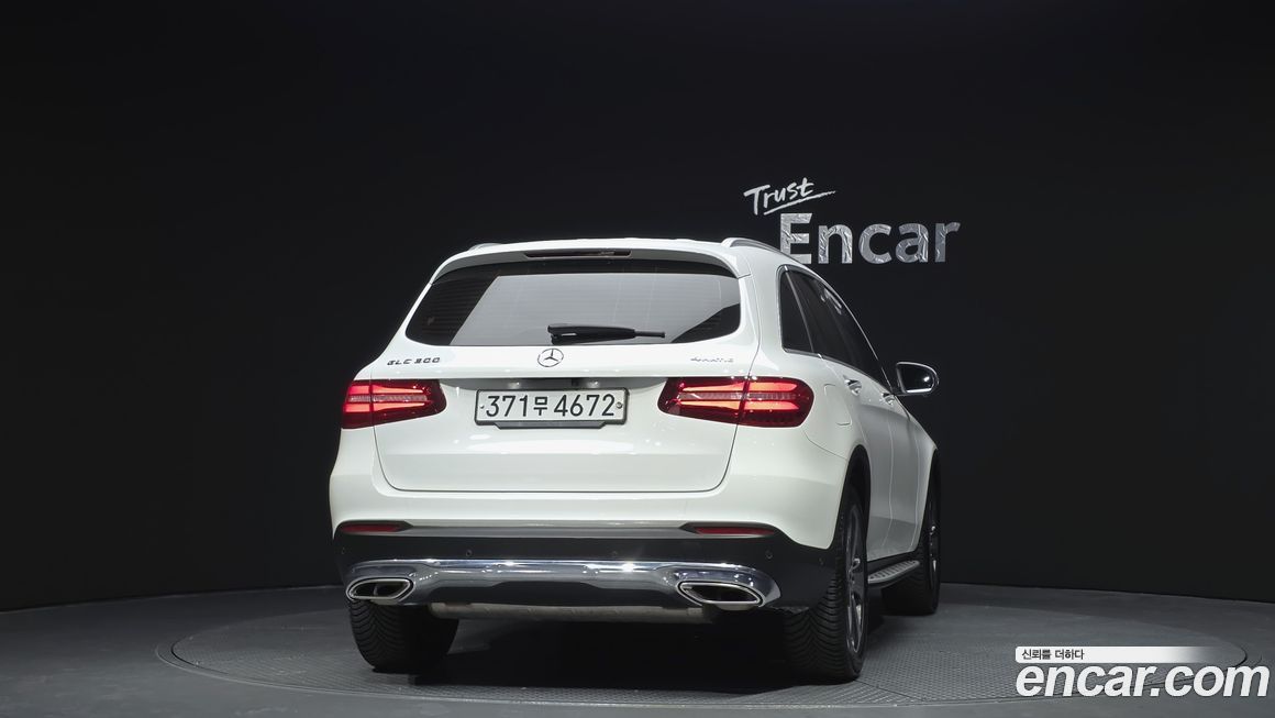 Mercedes-Benz GLC-Class 2019