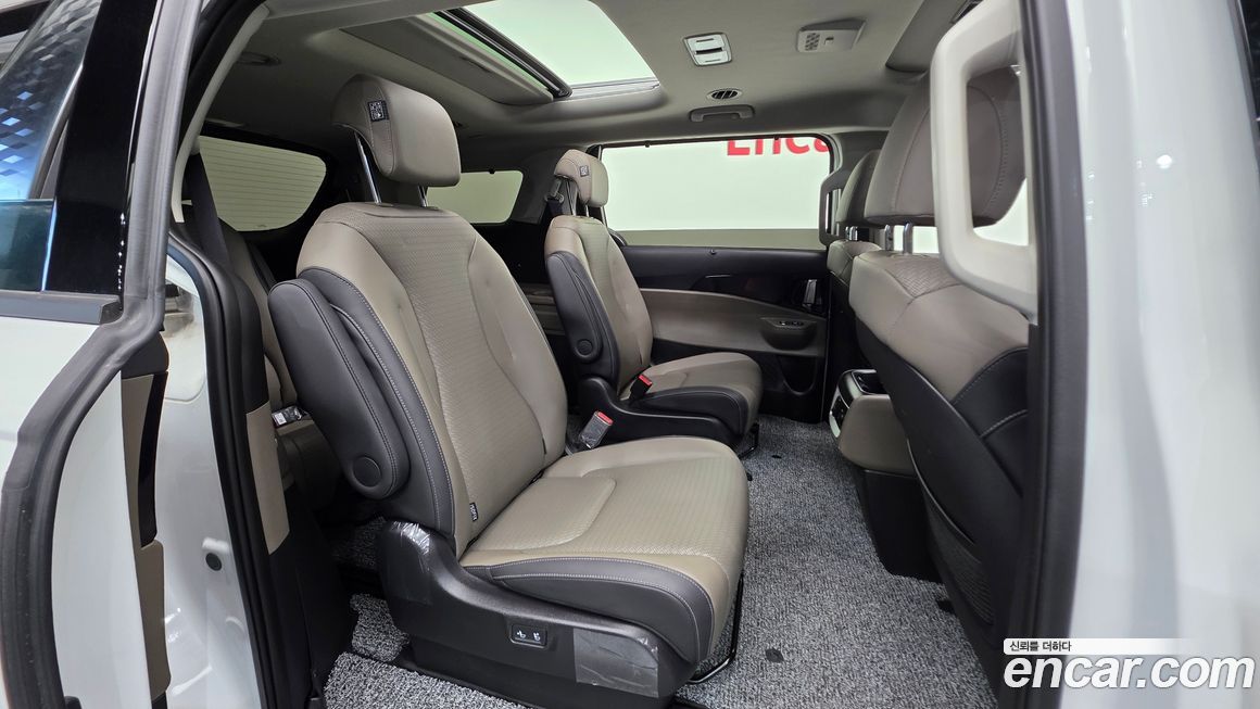 Kia Canival 2024