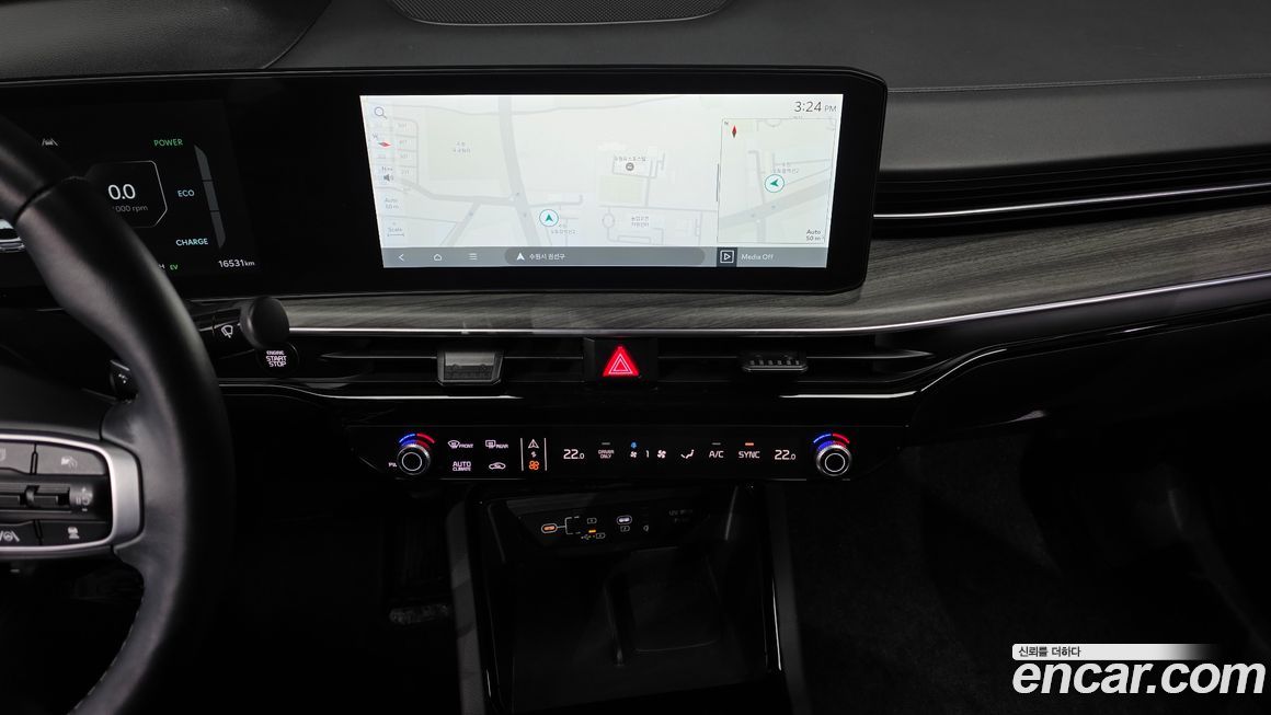 Kia K5 2025