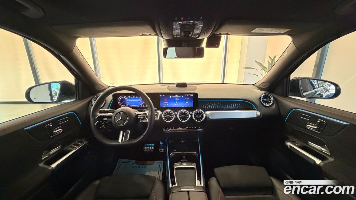 Mercedes-Benz GLB-Class 2025