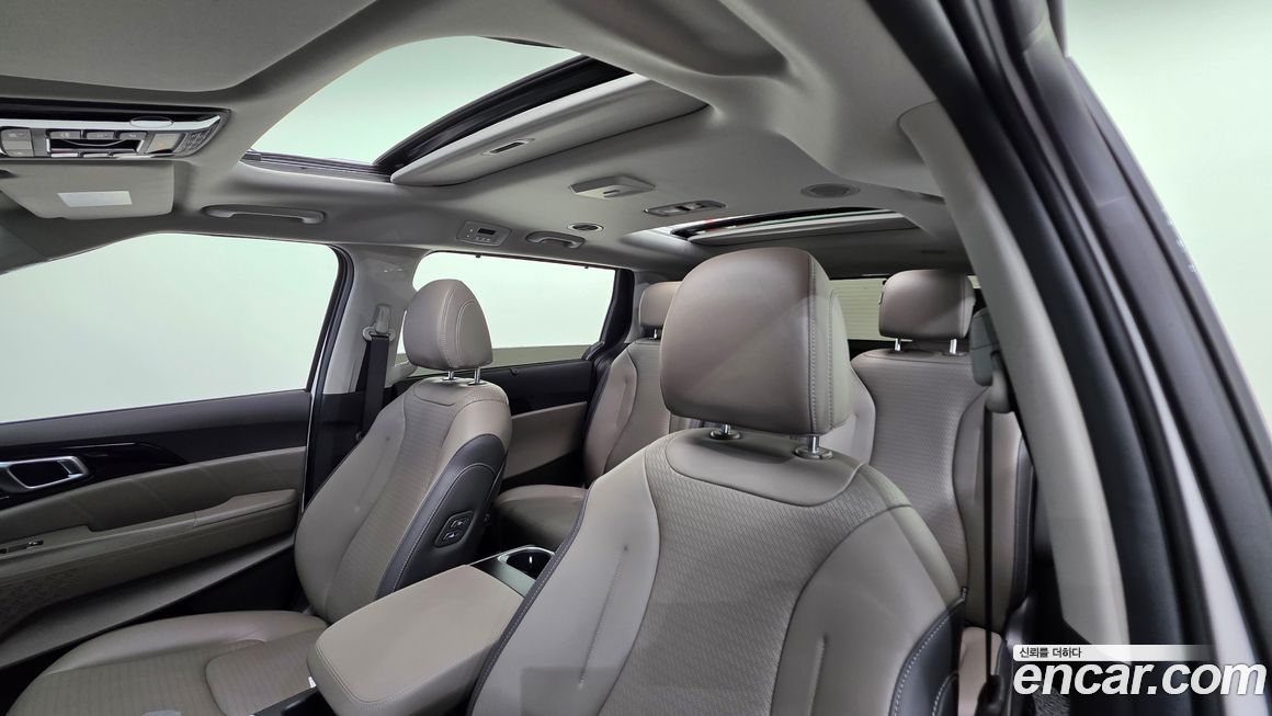 Kia Canival 2024