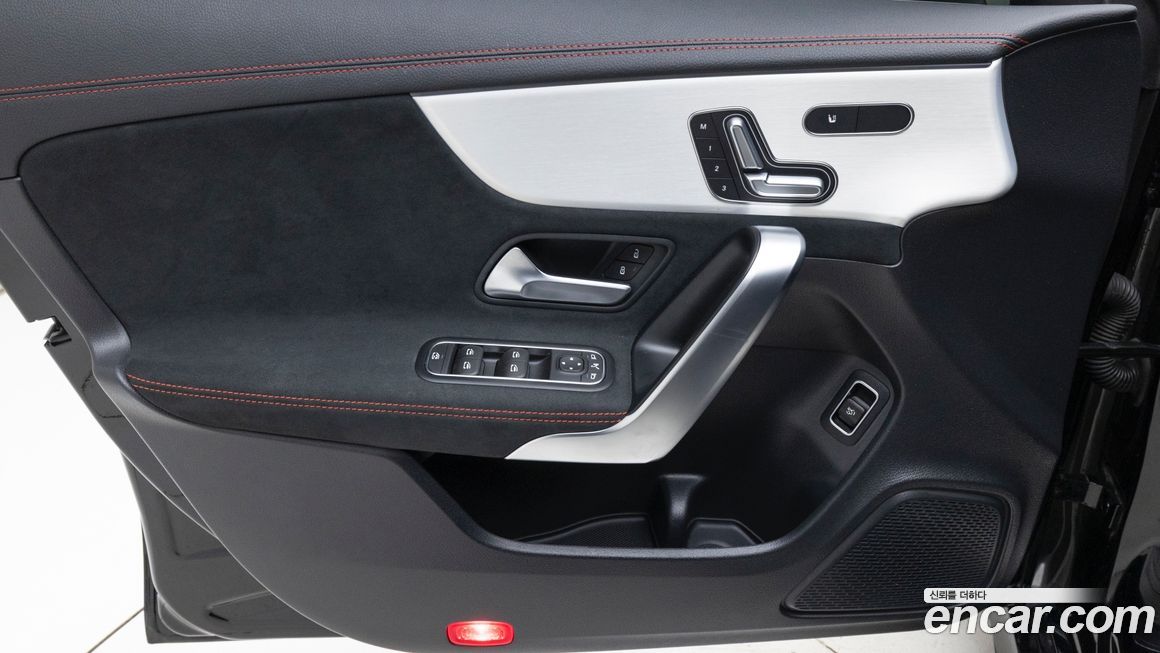 Mercedes-Benz CLA-Class 2025