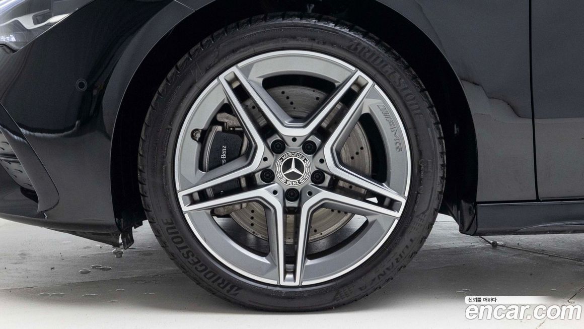 Mercedes-Benz CLA-Class 2025