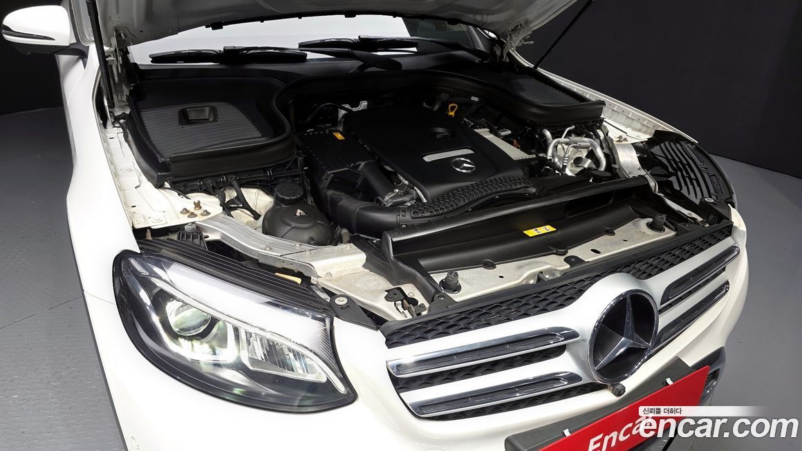 Mercedes-Benz GLC-Class 2019