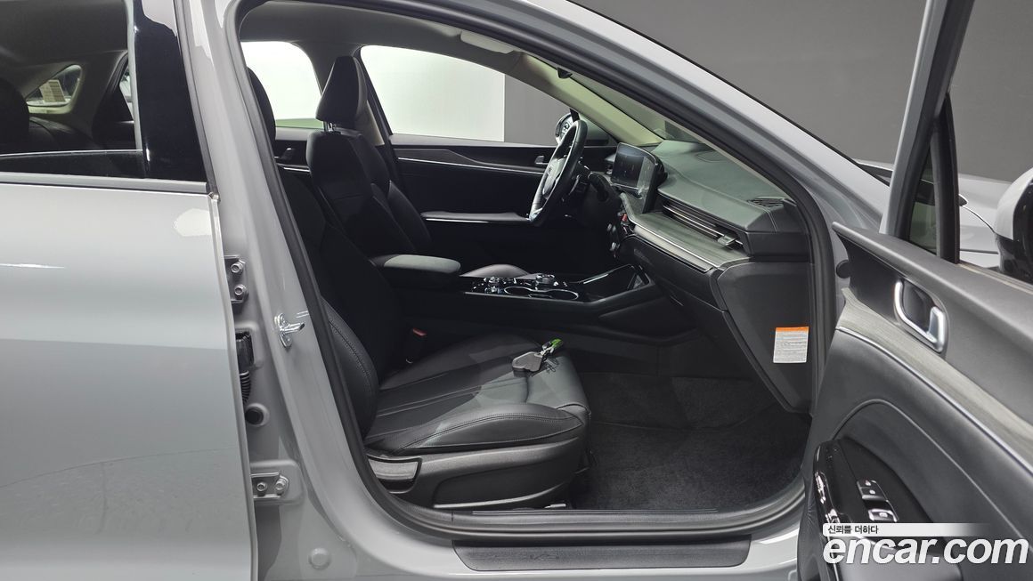 Kia K5 2025