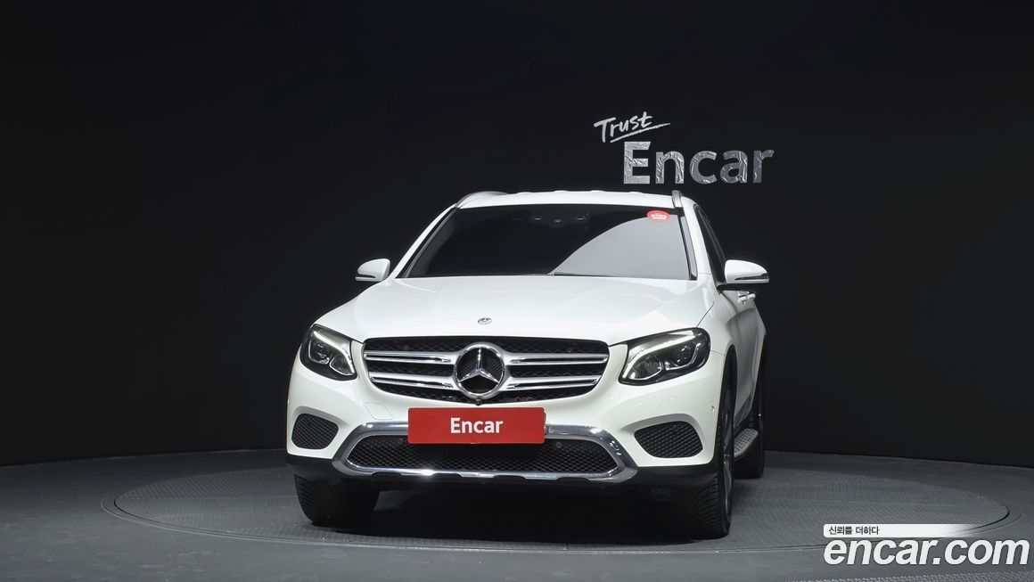 Mercedes-Benz GLC-Class 2019