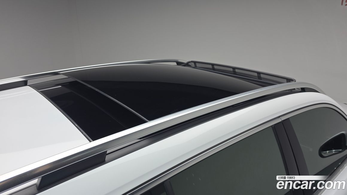 Mercedes-Benz GLB-Class 2023