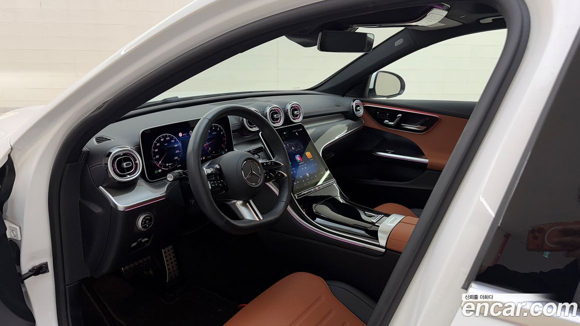Mercedes-Benz C-Class 2025
