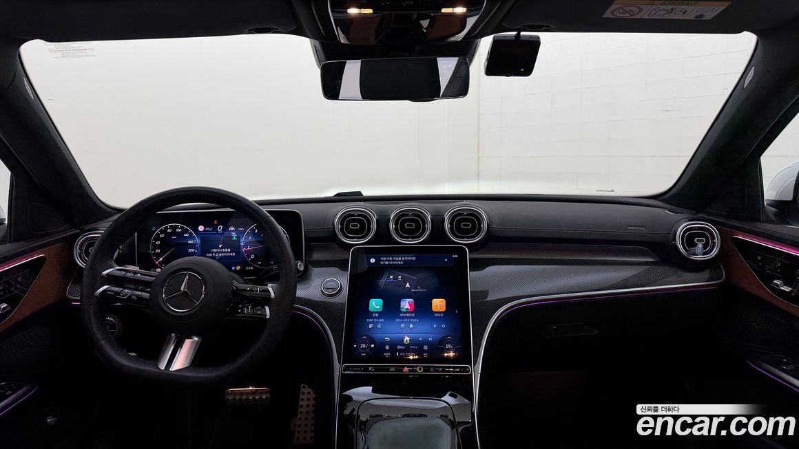 Mercedes-Benz C-Class 2025