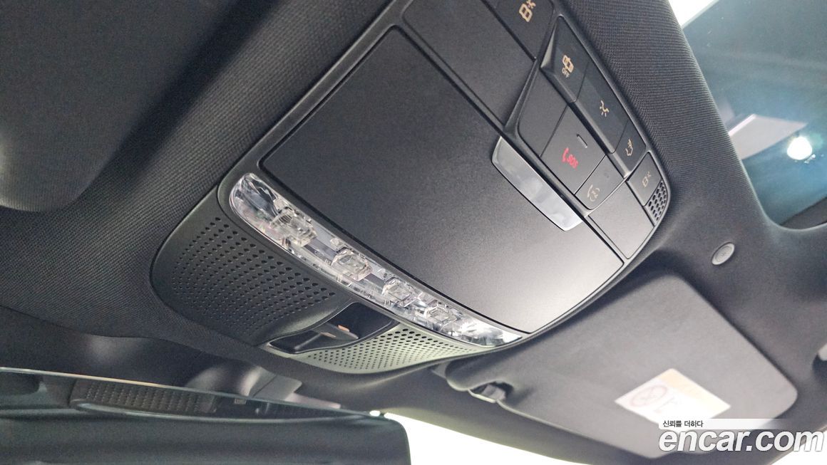 Mercedes-Benz GLC-Class 2022