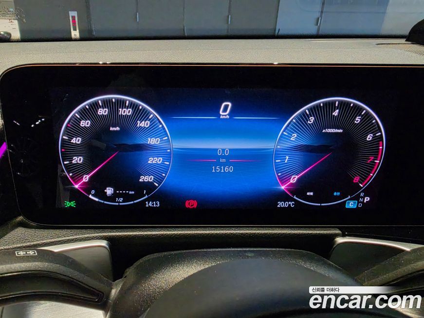 Mercedes-Benz GLB-Class 2025