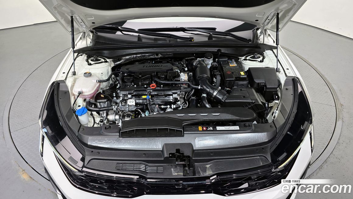 Kia K5 2025