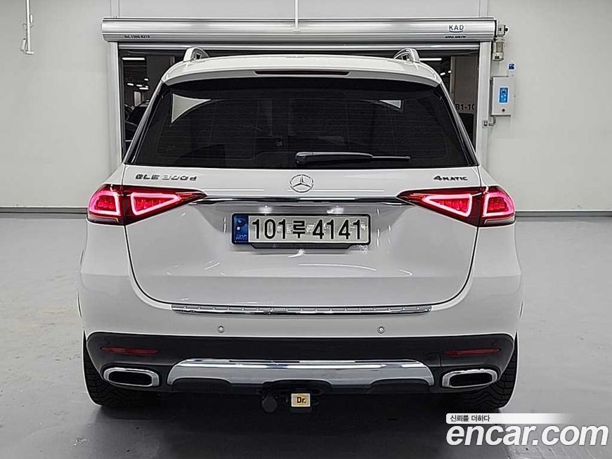 Mercedes-Benz GLE-Class 2021