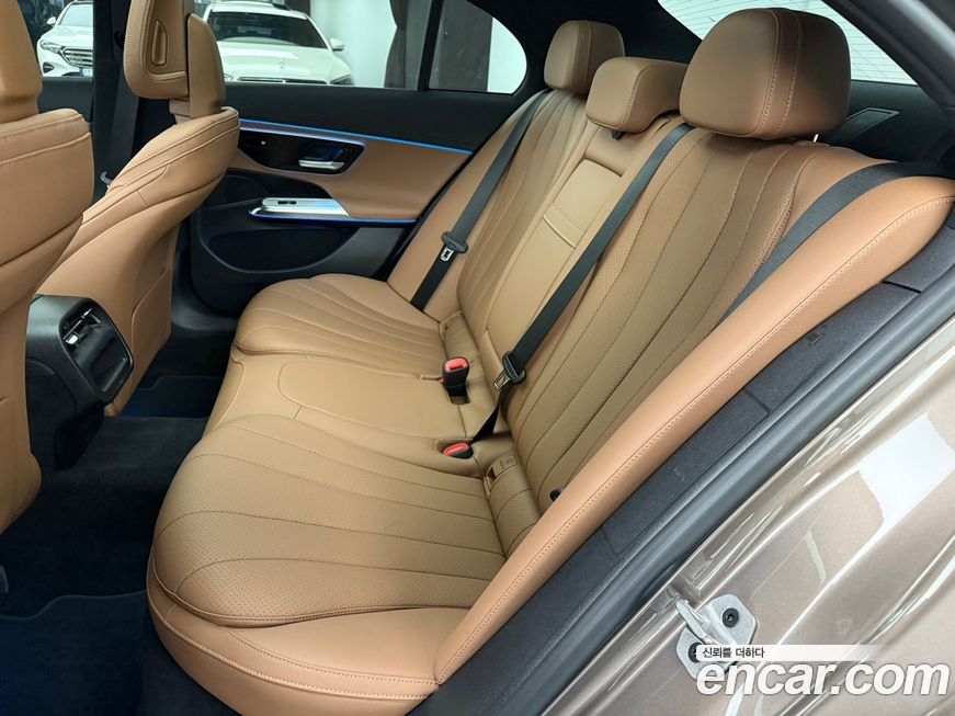 Mercedes-Benz E-Class 2025