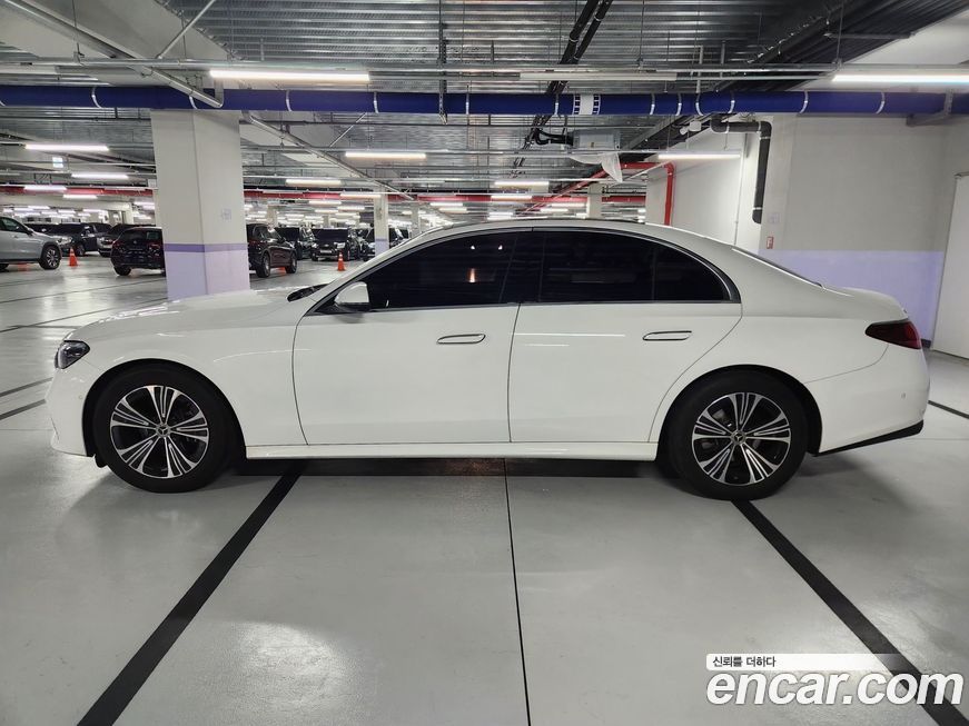 Mercedes-Benz E-Class 2025