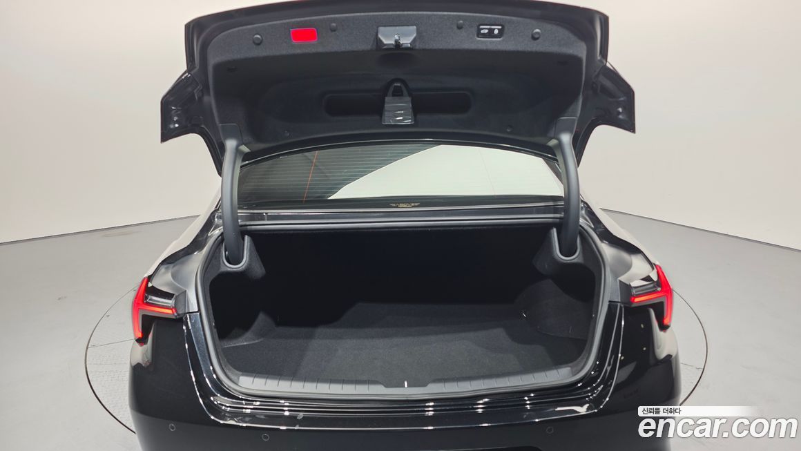 Kia K8 2025