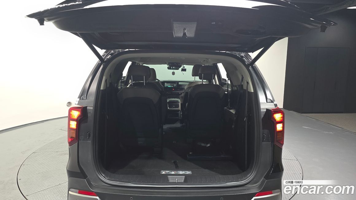 Kia Canival 2024