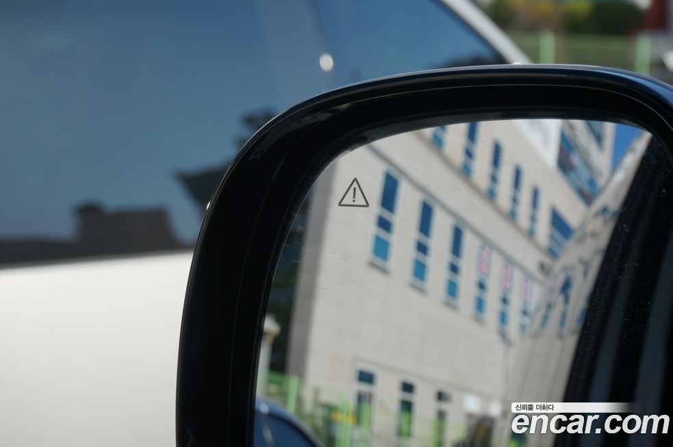 Hyundai Staria 2025