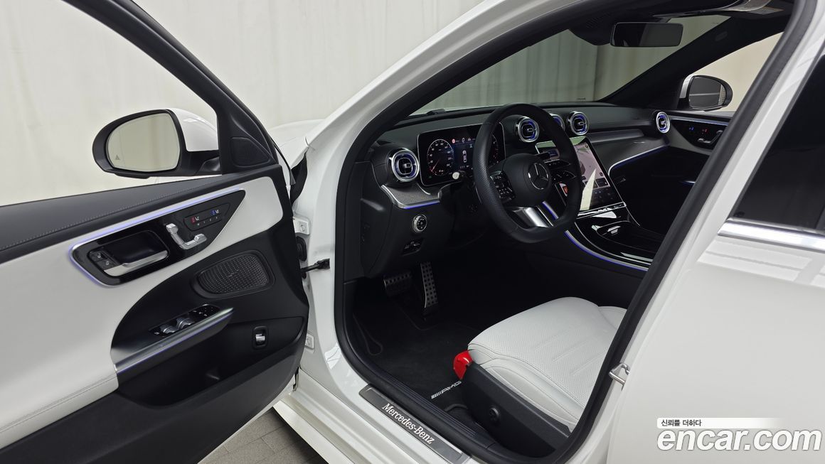 Mercedes-Benz C-Class 2025