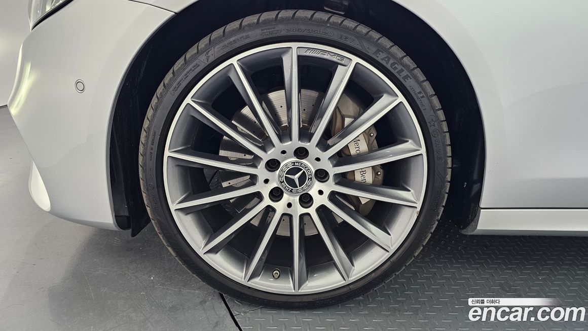 Mercedes-Benz E-Class 2017