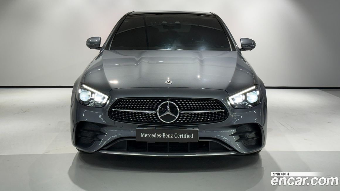 Mercedes-Benz E-Class 2022