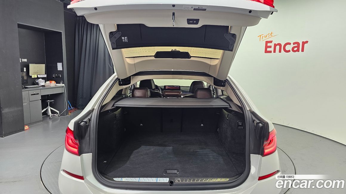 BMW Gran Turismo 2021