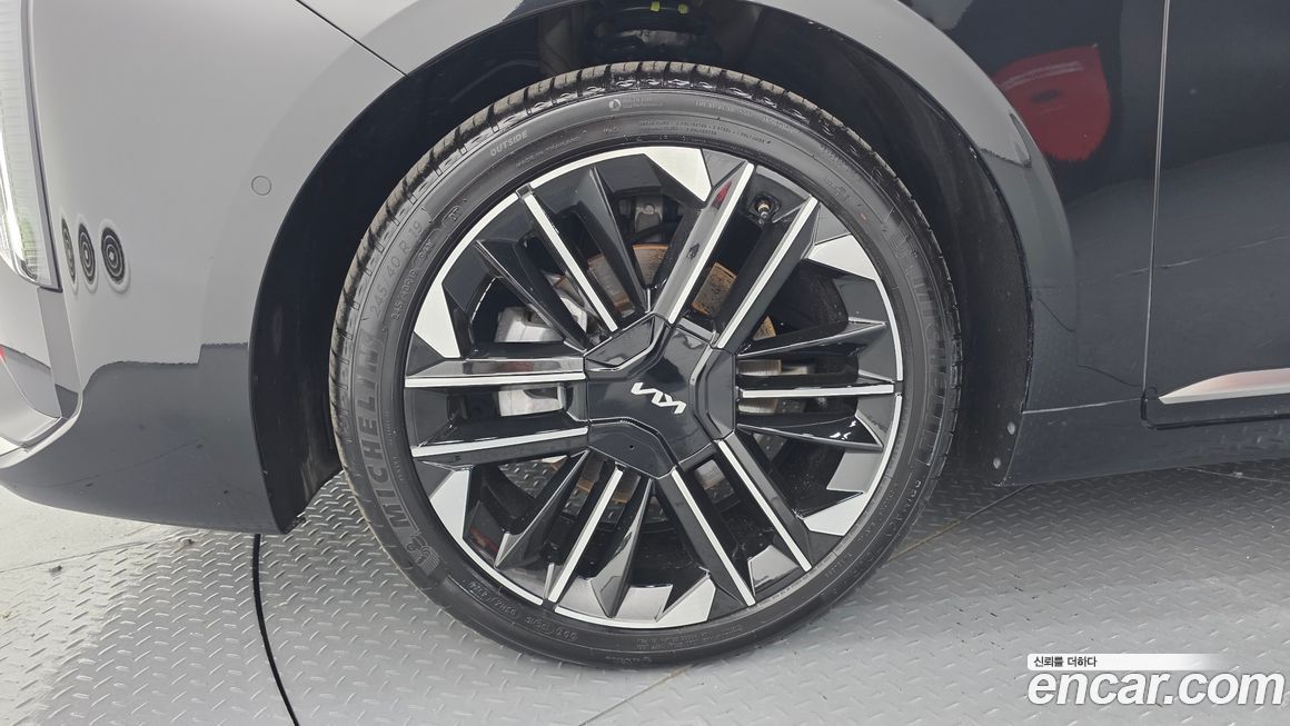 Kia K8 2025