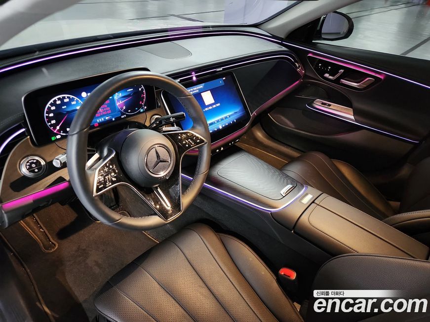 Mercedes-Benz E-Class 2025