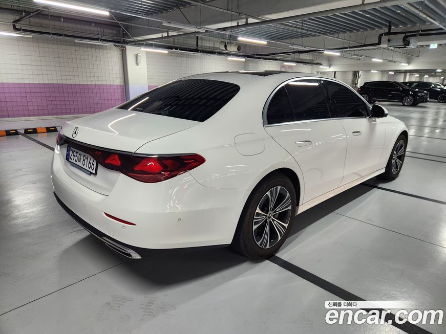 Mercedes-Benz E-Class 2025