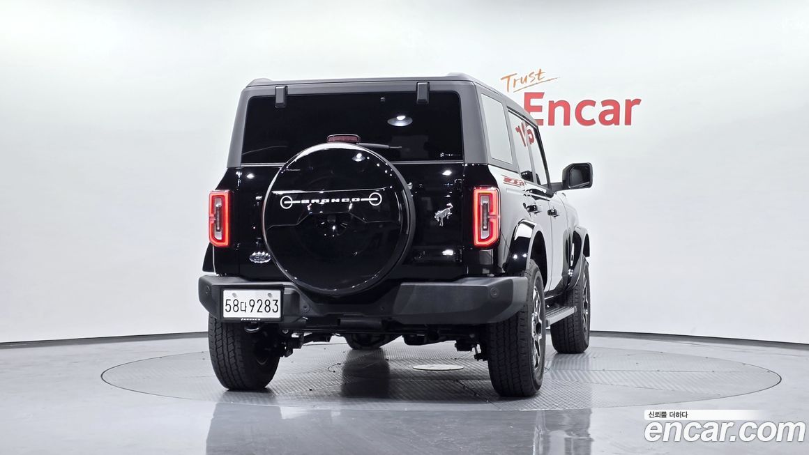 Ford Bronco 2024