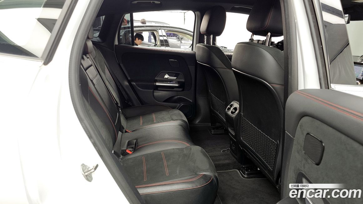 Mercedes-Benz EQA 2022