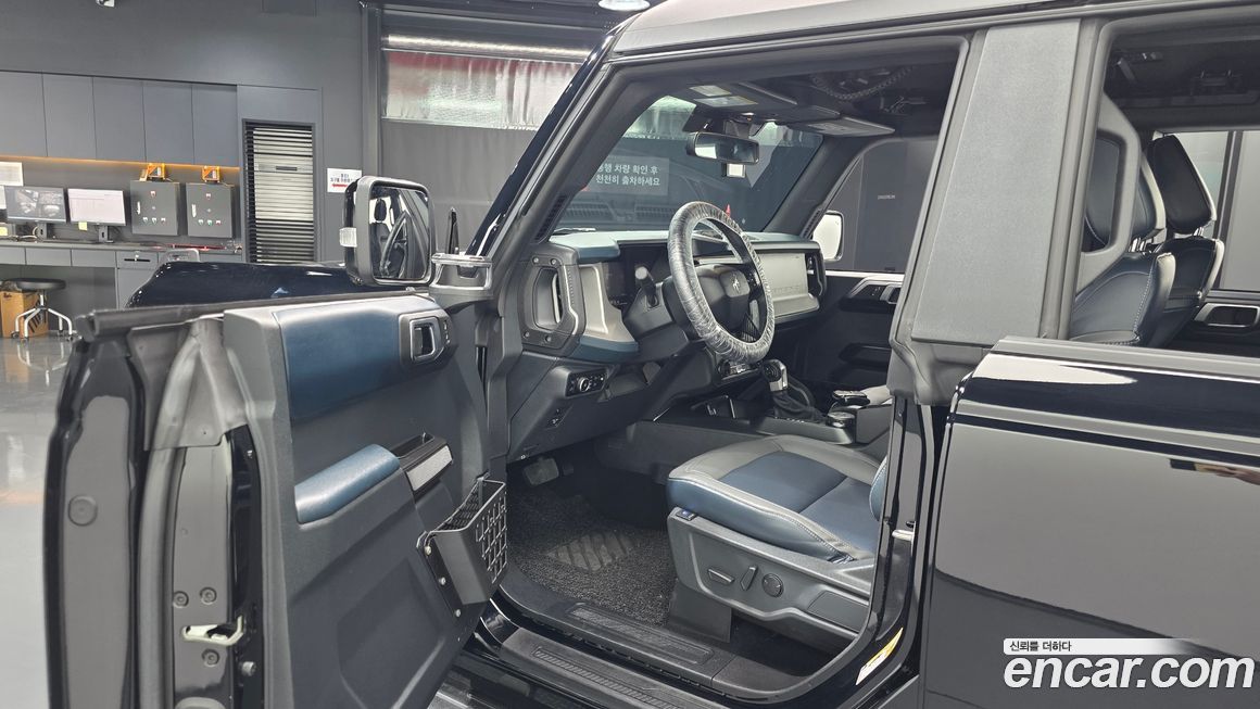Ford Bronco 2024