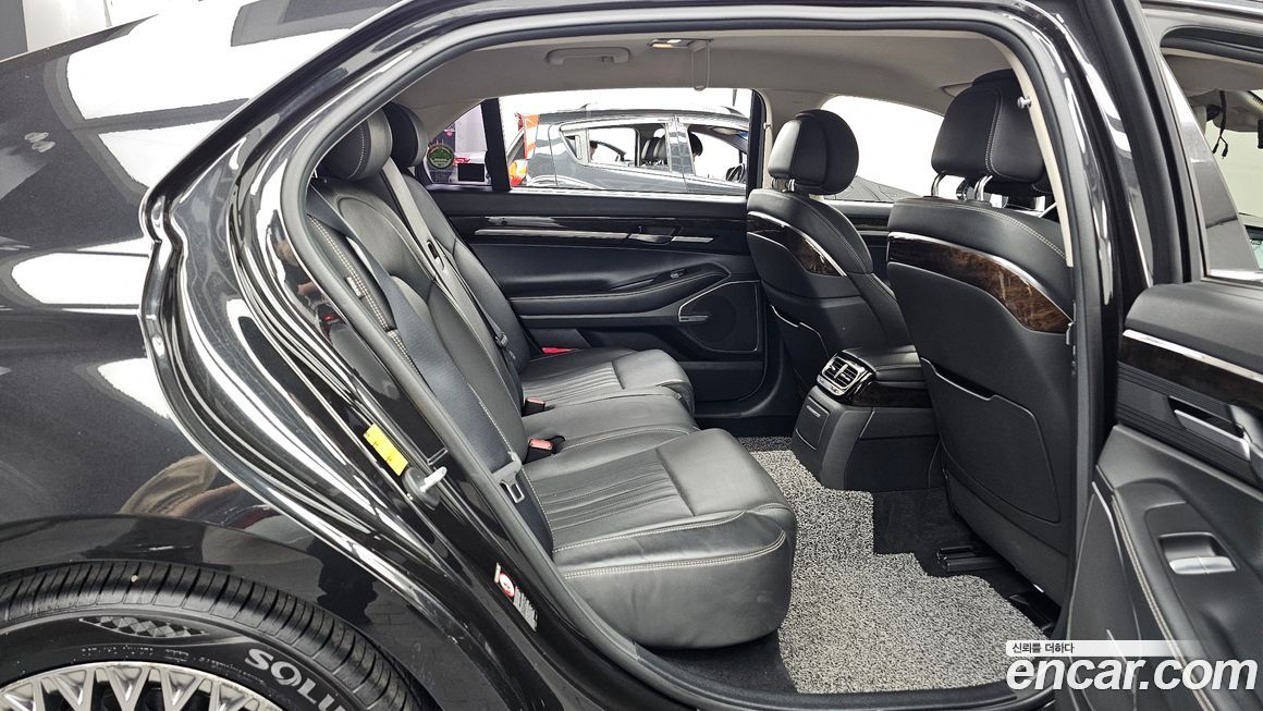 Genesis G90 2019