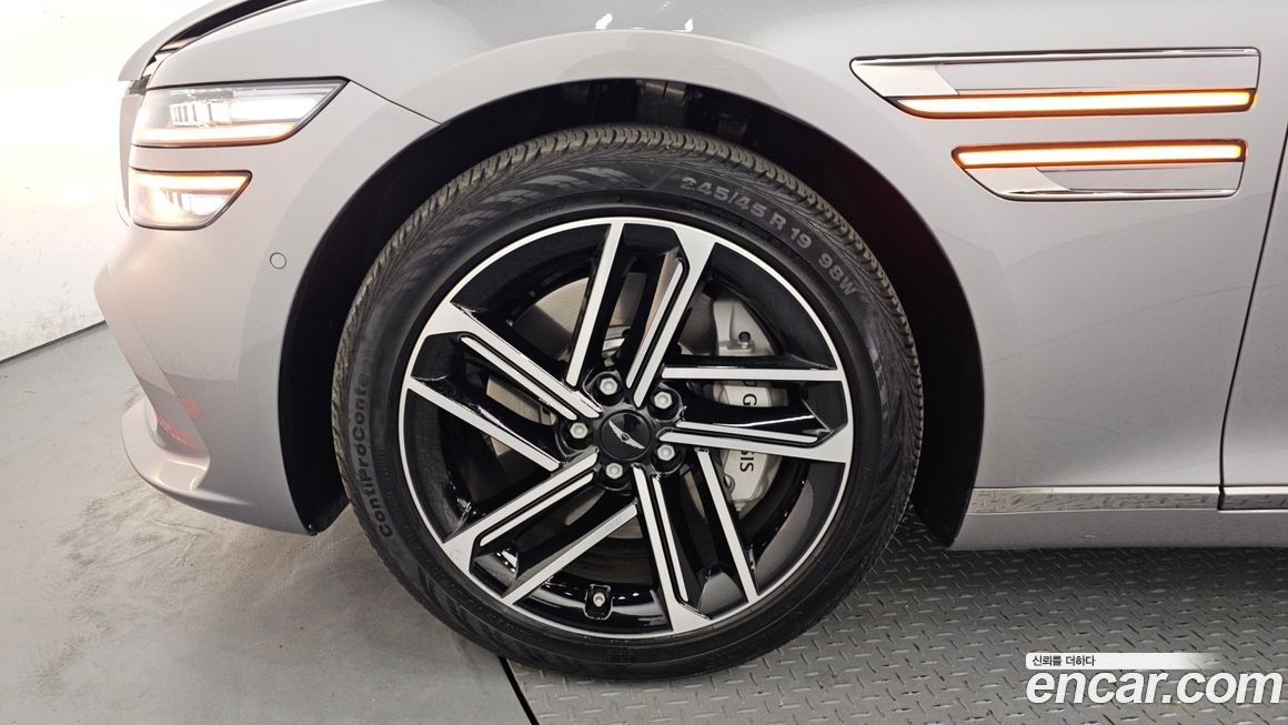 Genesis G80 2025