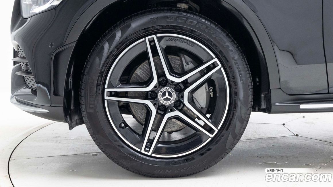 Mercedes-Benz GLC-Class 2023