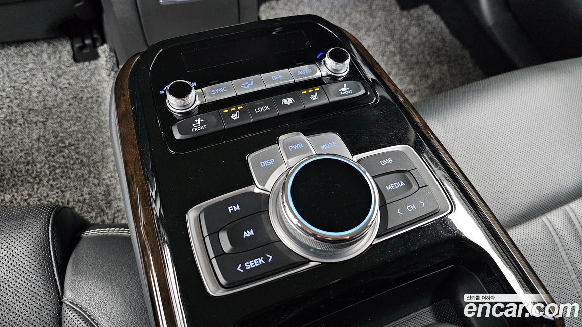 Genesis G90 2019