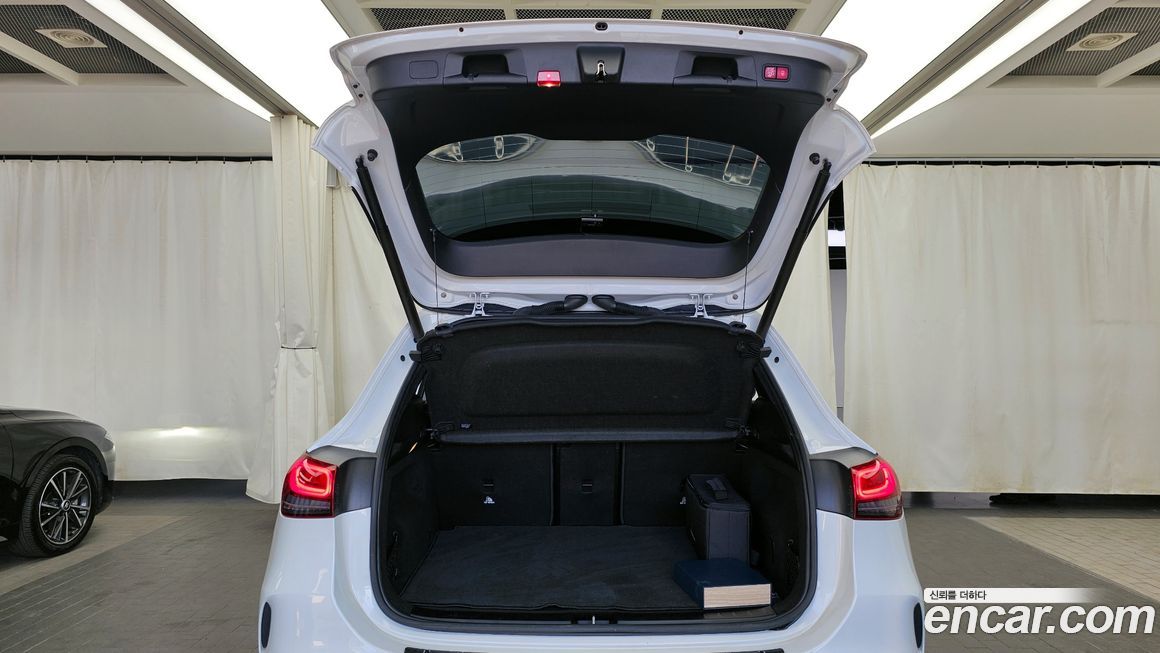 Mercedes-Benz EQA 2022