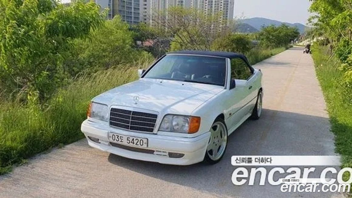Mercedes-Benz E-Class 1993