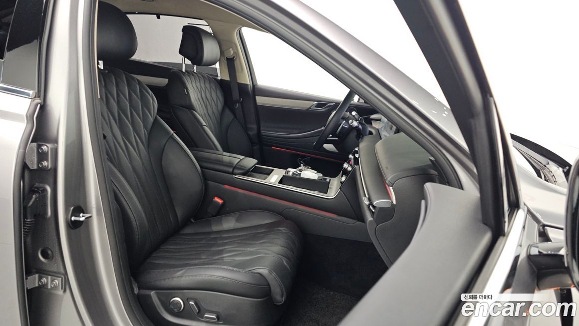 Genesis G80 2025