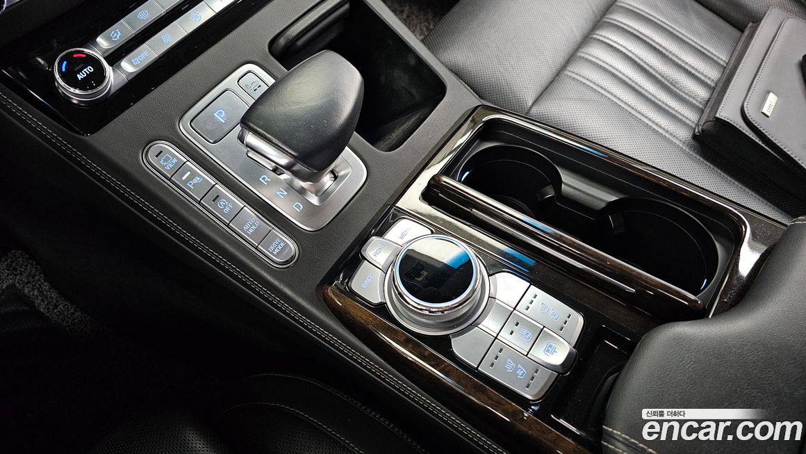 Genesis G90 2019