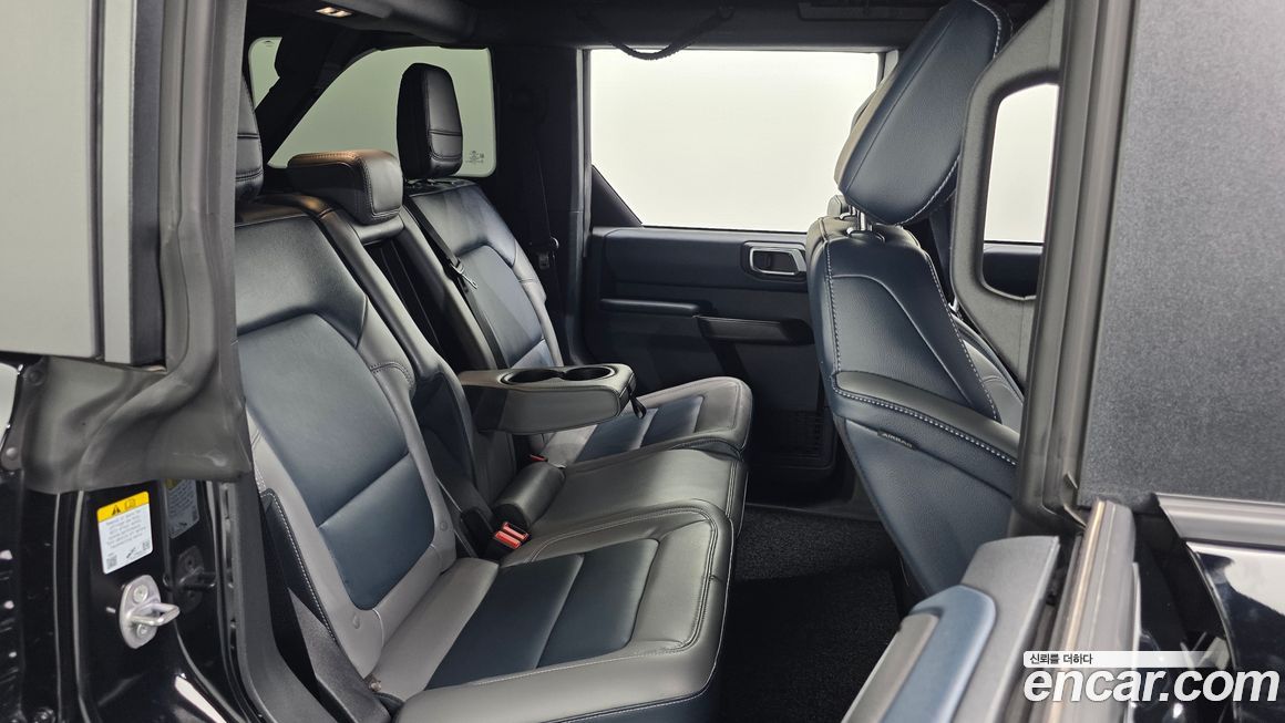 Ford Bronco 2024