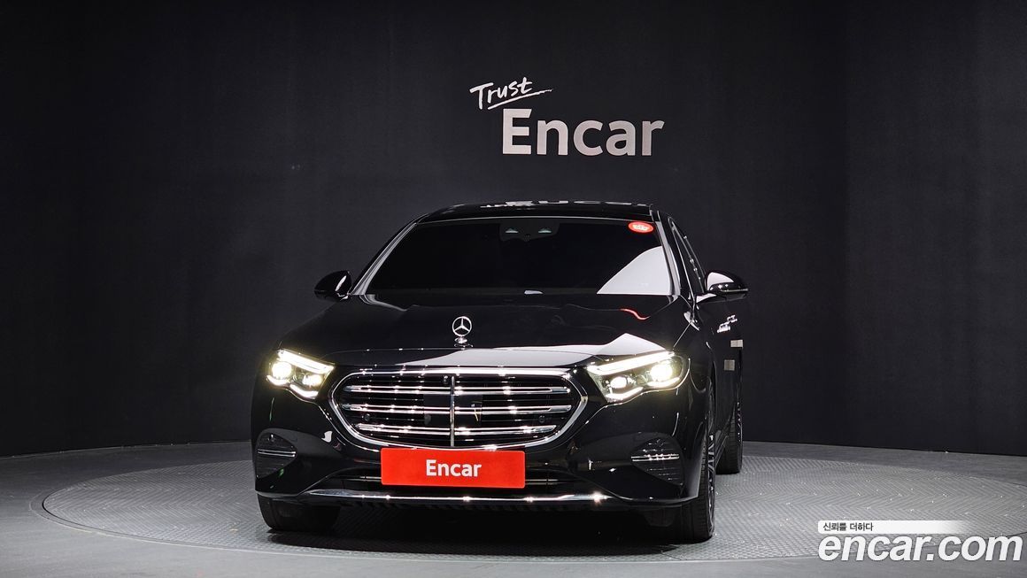 Mercedes-Benz E-Class 2025