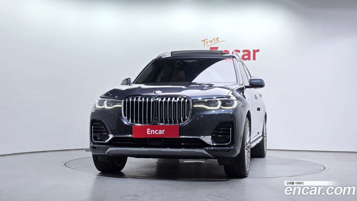 BMW X7 2021