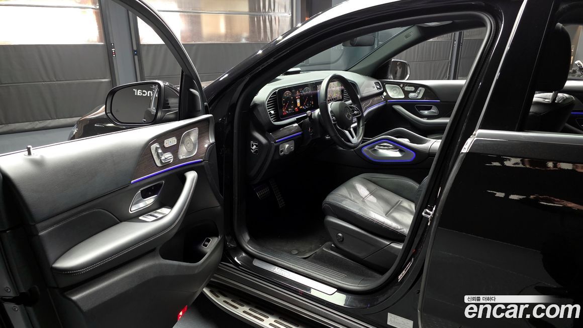 Mercedes-Benz GLE-Class 2021