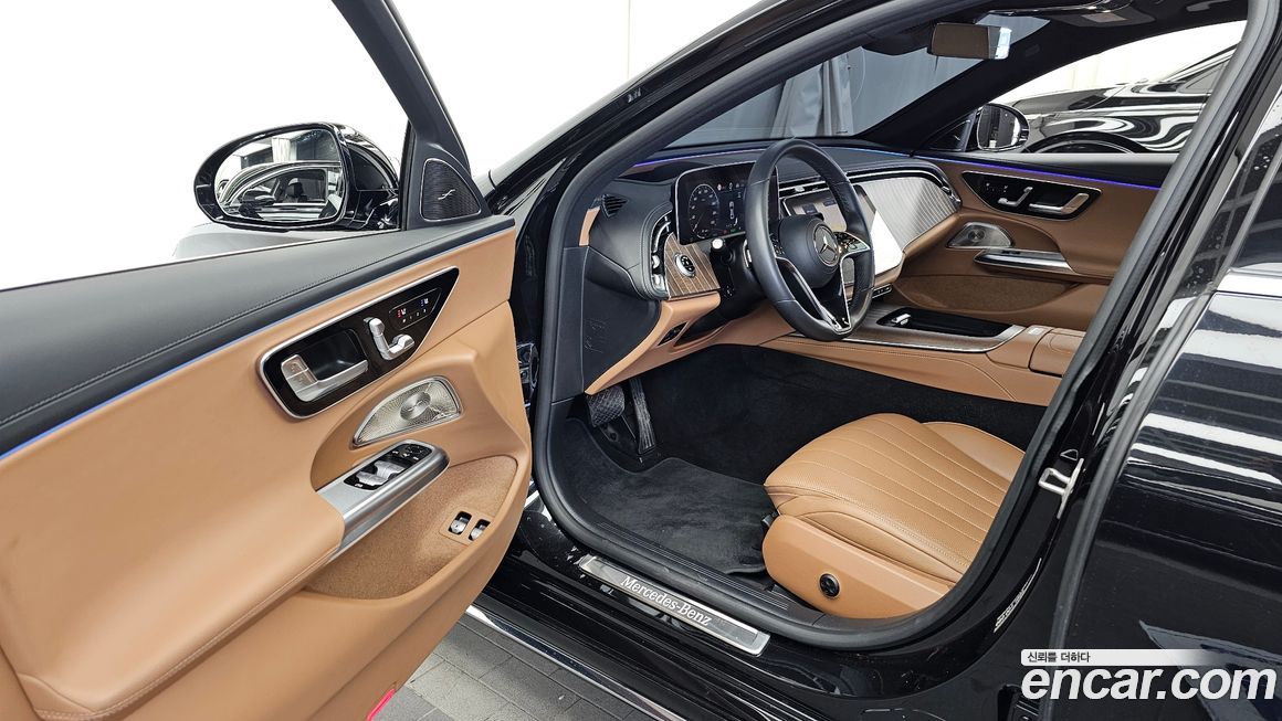 Mercedes-Benz E-Class 2025